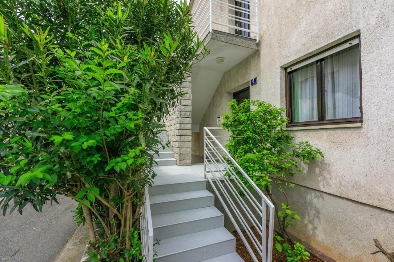 Apartments Zec Селце Экстерьер фото