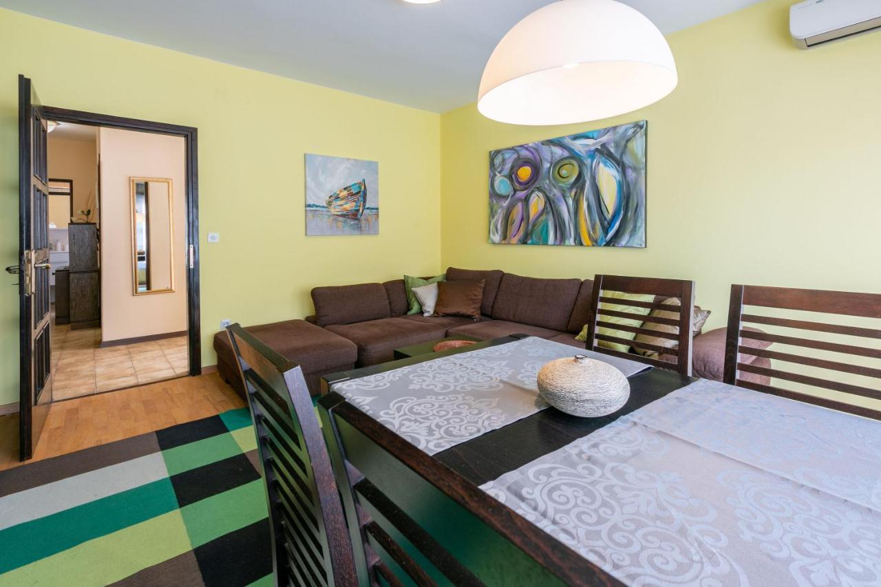 Apartments Zec Селце Экстерьер фото