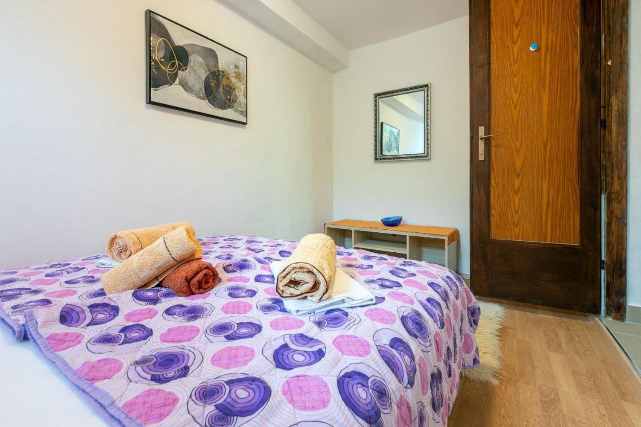 Apartments Zec Селце Экстерьер фото