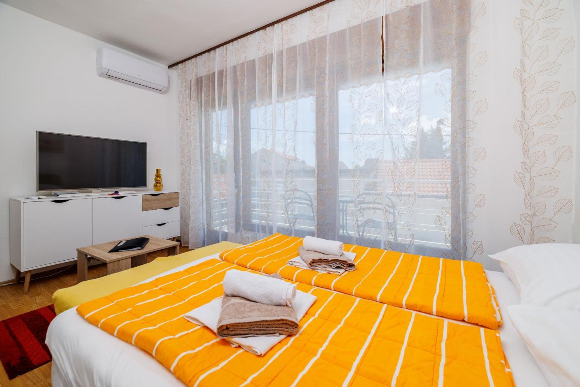 Apartments Zec Селце Экстерьер фото